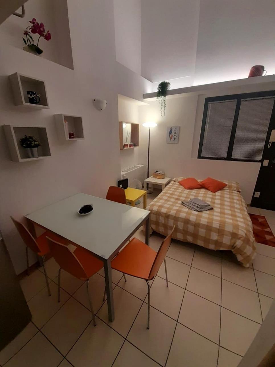 Gemme Fiorentine Apartments In Front Of The Train Station 5 Minutes From The Centre Free Parking Florence Luaran gambar